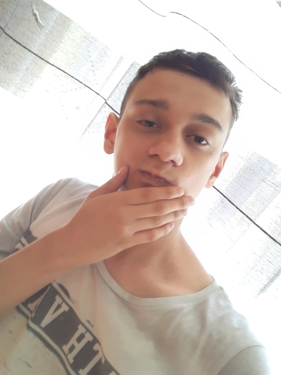 E0kWYr_WYAYa_La.thumb.jpg.9cc2c33e4afe573af0531e31f71e72b6.jpg