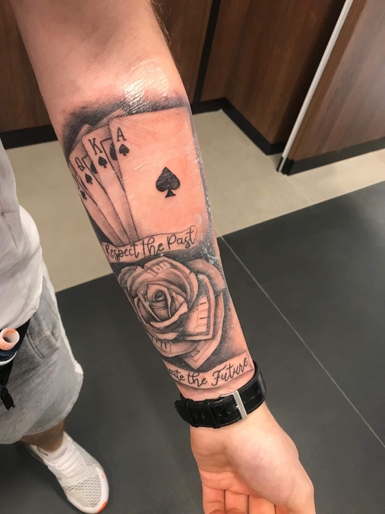 tatto.thumb.jpg.5435a07c1f5192497127163bad9688cf.jpg