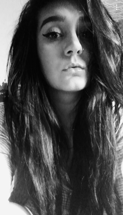Screenshot_20230330-190834_Snapchat.jpg