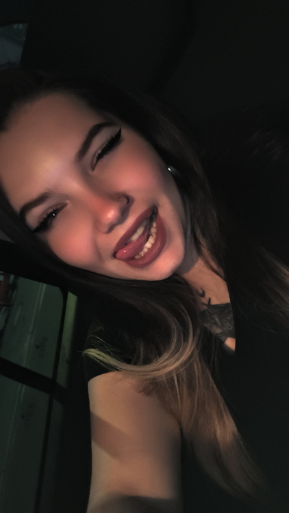 Snapchat-1325183279.thumb.jpg.b7c386f84f97c9fe7945c3d8aaaa2102.jpg